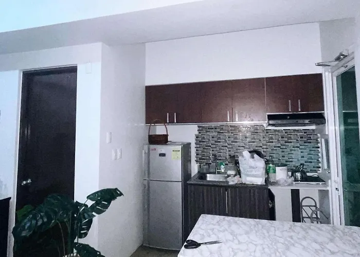 East Bay Residences Staycation Near Alabang Tollgate Slex Festival Mall Skyway Sucat Naia Airport