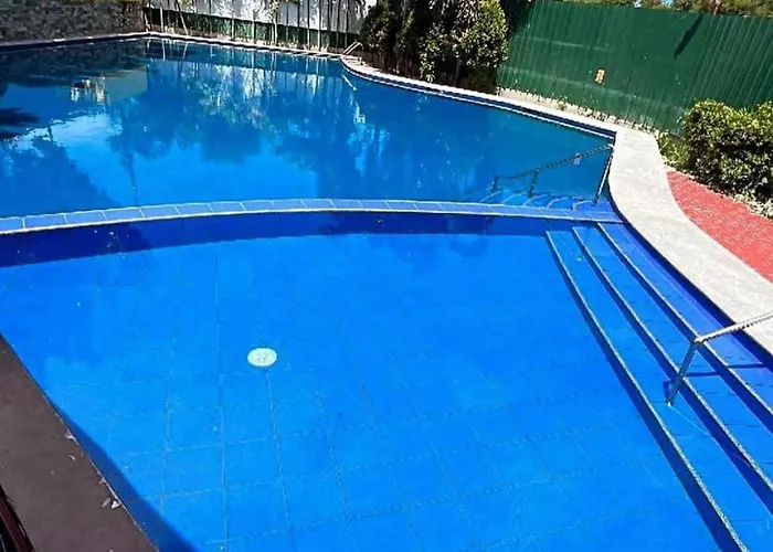 Apartamento East Bay Residences Staycation Near Alabang Tollgate Slex Festival Mall Skyway Sucat Naia Airport *