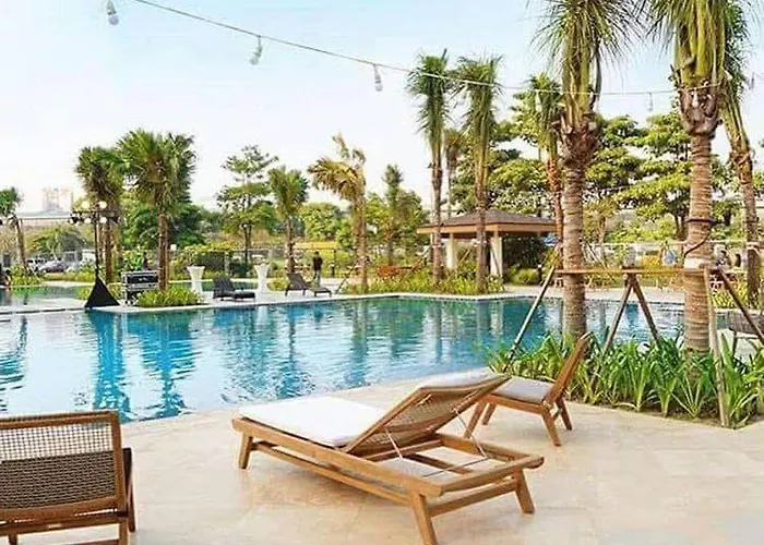 East Bay Residences Staycation Near Alabang Tollgate Slex Festival Mall Skyway Sucat Naia Airport Manila