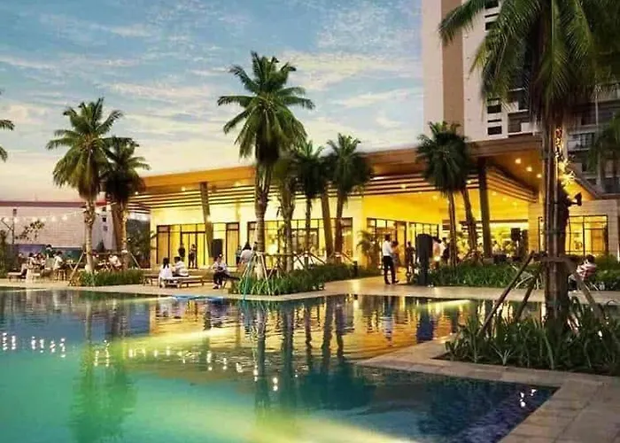 East Bay Residences Staycation Near Alabang Tollgate Slex Festival Mall Skyway Sucat Naia Airport *