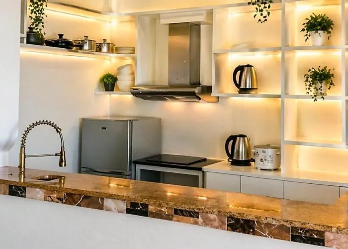 East Bay Residences Staycation Near Alabang Tollgate Slex Festival Mall Skyway Sucat Naia Airport Manila