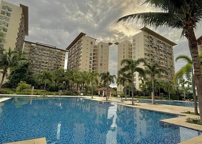East Bay Residences Staycation Near Alabang Tollgate Slex Festival Mall Skyway Sucat Naia Airport